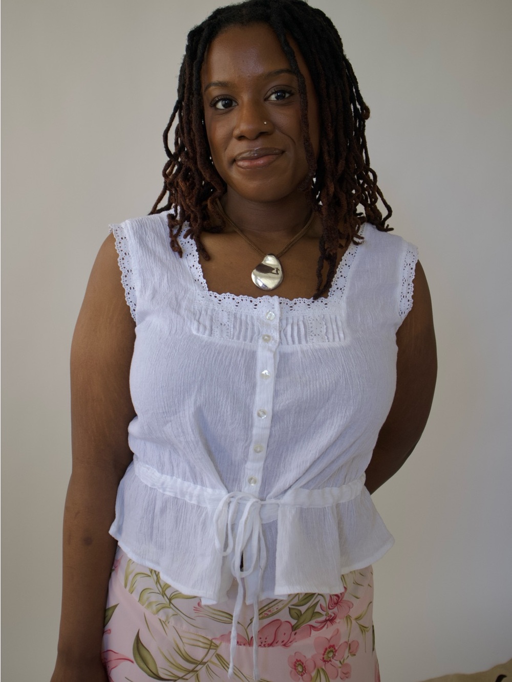 Vintage White Lace-Trim cottagecore blouse